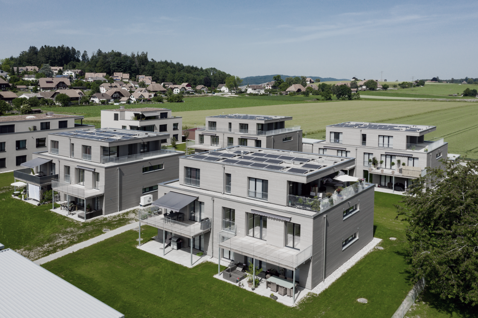 fotos_grossaffoltern_nassacher_neubau_mfh_a_d_2015_2.png